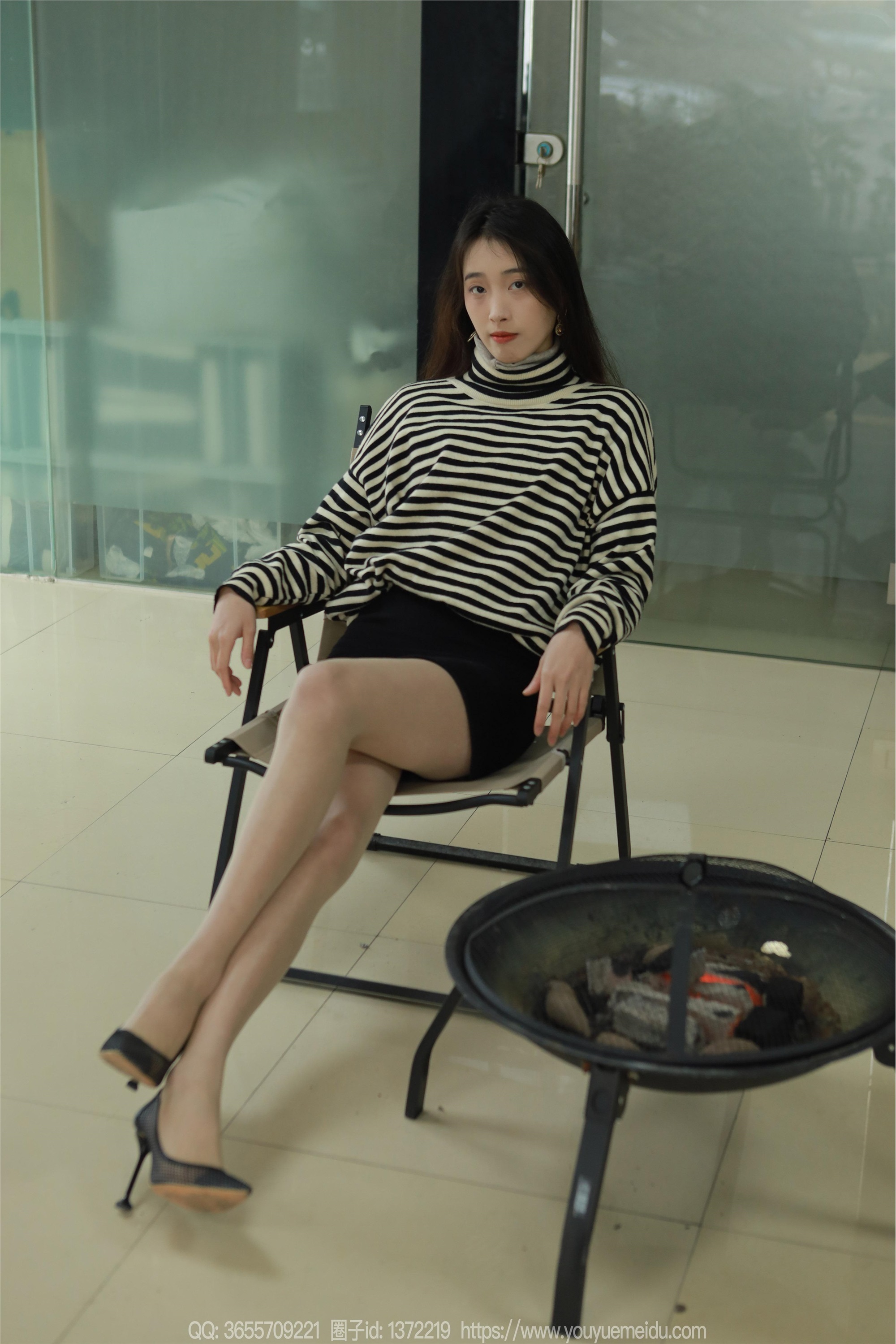 IESS异思趣向  2024.02.16 丝享家 1665 小九《长腿烤火》